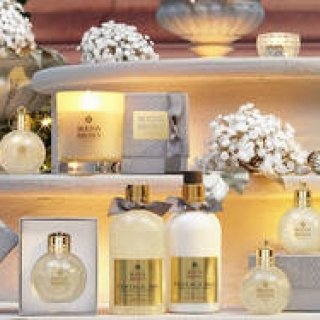 シャンパーニュからインスパイアされた2015年クリスマスコレクション｜MOLTON BROWN ギャラリー