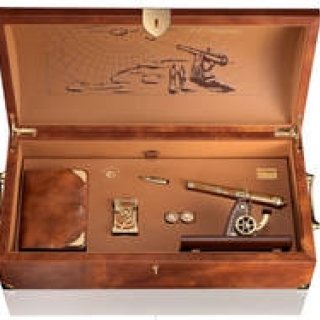 「ジュール・ヴェルヌ×エス・テー・デュポン」コレクション｜S.T. Dupont ギャラリー