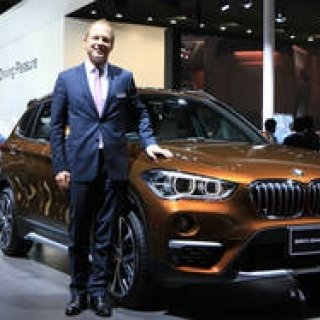 東京モーターショーに集結した、カーメーカーのVIPインタビュー｜BMW ギャラリー