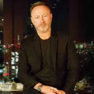 クリエイティブディレクターのケビン・ケリガンにインタビュー｜Calvin Klein platinum ギャラリー