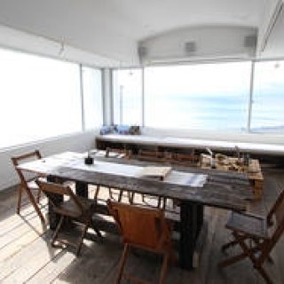 『STUDIO SIMPLE HOUSE』が提供する、湘南の上質なトリート｜TRAVEL ギャラリー