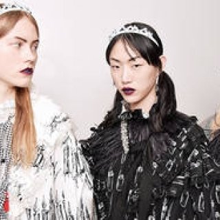 ミュウミュウ ポップアップストア、伊勢丹新宿店にオープン｜MIUMIU ギャラリー