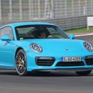 最新のポルシェ911ターボに試乗｜Porsche ギャラリー