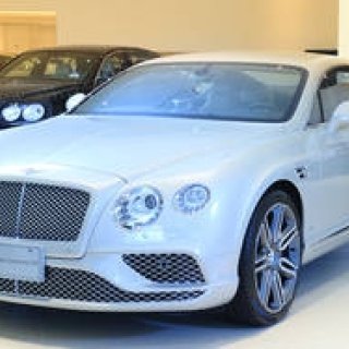 世界最高峰のドライバーズカーとの暮らし方｜BENTLEY ギャラリー