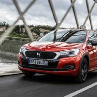 フェイスリフトしたDS4にSUVモデルを追加｜DS ギャラリー