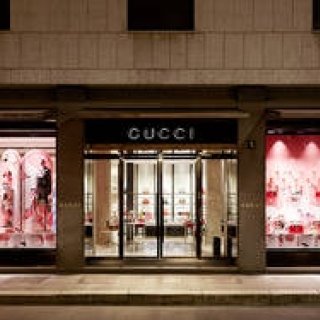 アレッサンドロ・ミケーレによるウィンドウ デザイン｜GUCCI ギャラリー