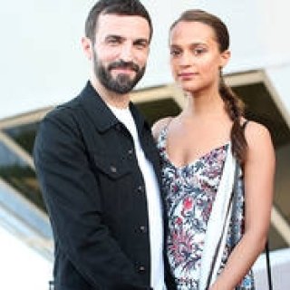 ルイ・ヴィトン 2017年クルーズコレクション セレブリティスナップ｜LOUIS VUITTON