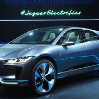 ジャガーがLA自動車ショーで発表したピュアEV、I-ペースとは｜Jaguar ギャラリー