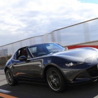 リトラクタブルハードトップの「ロードスター RF」に試乗｜Mazda ギャラリー