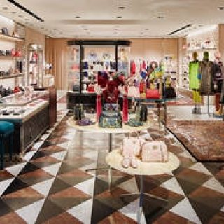 最新のグッチに触れる。六本木ヒルズに新たな旗艦店オープン｜GUCCI ギャラリー