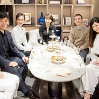 自分を完成させるラグジュアリー「SALON de CHAUMET」｜CHAUMET ギャラリー
