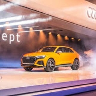 マイルドハイブリッドのQ8スポーツ コンセプトがジュネーブに登場｜Audi ギャラリー