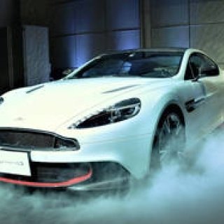 アストンマーティン ヴァンキッシュS日本上陸｜Aston Martin ギャラリー