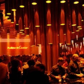 カルティエの伝説的なウォッチ復活を記念したパーティ｜CARTIER ギャラリー