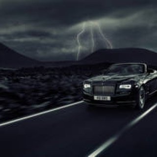 黒を纏った特別なロールス・ロイス「ドーン ブラック バッジ」｜Rolls-Royce ギャラリー