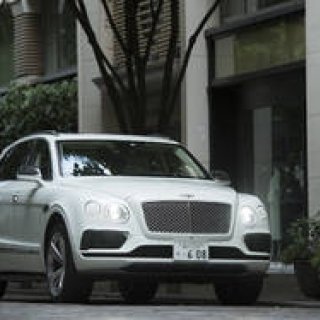 ベントレーが誇るSUV、ベンテイガの真価を探る｜Bentley ギャラリー