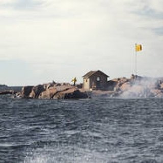 海底にシャンパーニュを貯蔵するプロジェクト「セラー・イン・ザ・シー」｜Veuve Clicquot ギャラリー