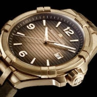 ブロンズケースの採用により、エイジングの愉しみを備えたレアモデル｜MAURICE LACROIX ギャラリー