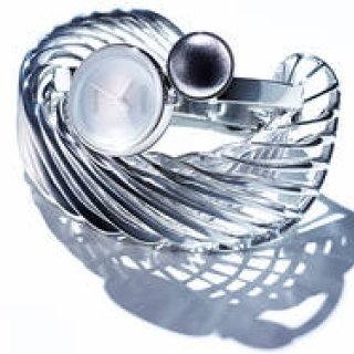 CITIZEN｜ジュエリーのように身に着けたい“ラグジュアリー”腕時計「シチズン エル」 ギャラリー