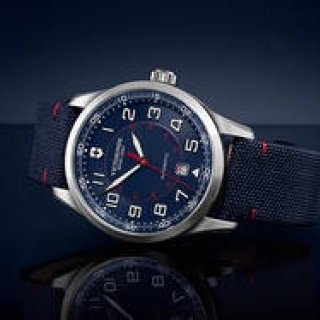 堅牢かつ洗練された「Airboss」シリーズに新作2モデルが登場｜VICTORINOX SWISS ARMY ギャラリー