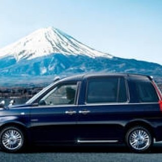 トヨタ、次世代タクシー専用車「ジャパンタクシー」を発売｜TOYOTA 