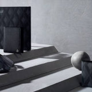ダンヒルの2017ホリデーギフトキャンペーン“A Universe of Gifts”|dunhill ギャラリー