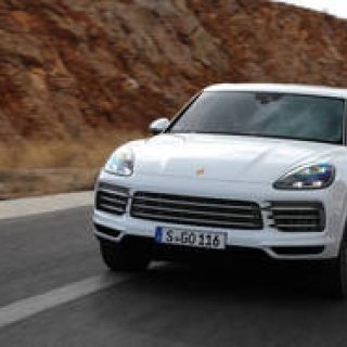 新型カイエンに試乗｜Porsche ギャラリー