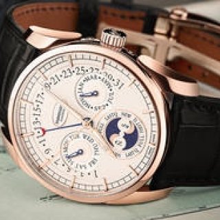 新開発キャリバーを搭載した「トンダ カランドリエ アニュエル」｜PARMIGIANI FLEURIER　ギャラリー