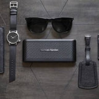 ビジネスパーソンに快適な機能を搭載。Bluetoothスピーカー「TRAVELER」｜HARMAN　ギャラリー