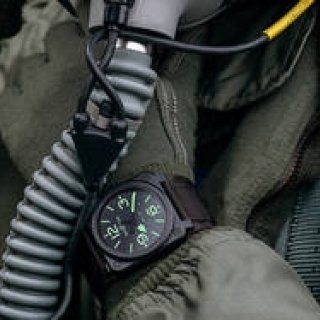 ベル＆ロスより2018年の新作「BR 03-92 NIGHTLUM」が登場｜Bell & Ross　ギャラリー