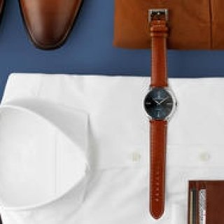 着せ替え可能なレザーストラップで楽しむ 「ジャズマスター シンライン オート」｜HAMILTON　ギャラリー