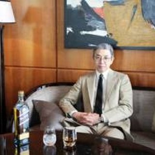 ソリマチアキラが堪能する「ブルーラベル」の味わい｜JOHNNIE WALKER BLUE LABEL　ギャラリー