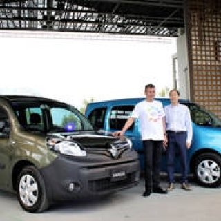 ルノー、カングーに新色のクルール発売｜Renault ギャラリー