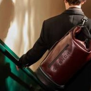 ジバンシィの新作「JAW」バッグが登場｜GIVENCHY　ギャラリー