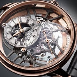 時計の奥深くまで光を取り込む「グラン・セコンド スケルトン」｜JAQUET DROZ　ギャラリー