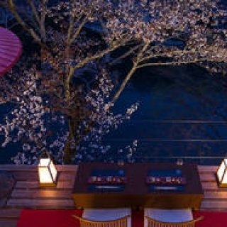 星のや京都、特別席で奥嵐山の夜桜を愛でる「夜桜ディナー」を開催｜HOSHINOYA Kyoto ギャラリー