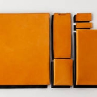 人と物の相互関係を意識したデザイン。新しい革製品シリーズ｜Craft Design Technology　ギャラリー