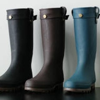 生産は小樽市の老舗ゴム長靴メーカーが担当。現代的なラバーブーツ｜Daiichi Rubber　ギャラリー
