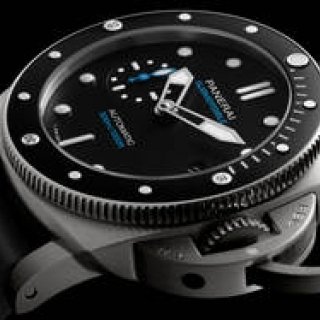 DNAはそのまま、ダウンサイズに成功した「パネライ サブマーシブル–42mm」｜PANERAI　ギャラリー