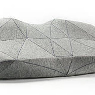 内蔵スピーカーと人間工学による52面体で、深いやすらぎをもたらす枕「PILO」｜GLOTURE ギャラリー
