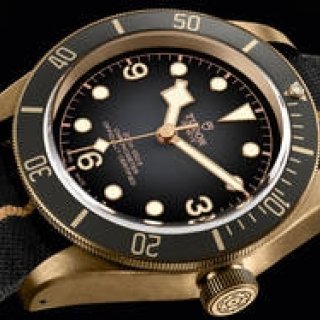 “時計を育てる”感覚を味わえる！　パティーナに注目した「BLACK BAY BRONZE」｜TUDOR　ギャラリー