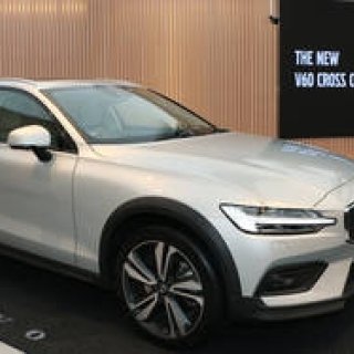 新型V60クロスカントリーを発表｜Volvo ギャラリー