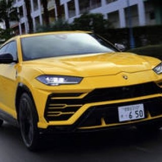 ランボルギーのスーパーSUV、ウルスに試乗｜Lamborghini ギャラリー