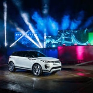 レンジローバー イヴォークがフルモデルチェンジ｜Land Rover ギャラリー