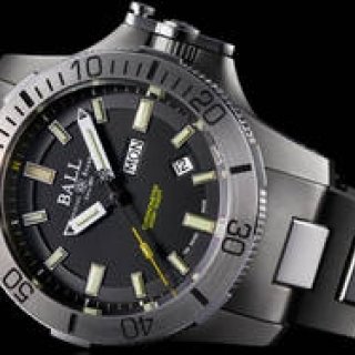 80,000A/mの高耐磁性を実現したダイバーズ「サブマリン ウォーフェア」｜BALL WATCH ギャラリー