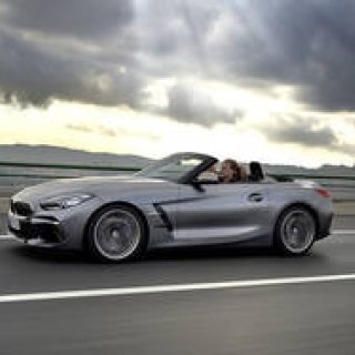 BMWの最新オープン2シーター、新型「Z4」に試乗｜BMW ギャラリー