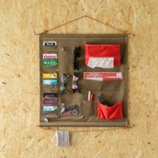 出掛けに必須な持ち物を可視化。60センチ四方のウォールポケットを発売｜41世紀 ギャラリー