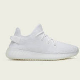 抽選でしか手に入らないアディダス×カニエ・ウエストの新作スニーカー｜adidas　ギャラリー