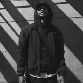 ナイキ、レブロン・ジェームズとの新作はジョン・エリオットとの共作｜NIKE