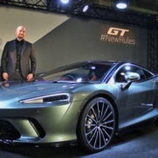 マクラーレンの新シリーズ、マクラーレンGT日本初披露|McLaren